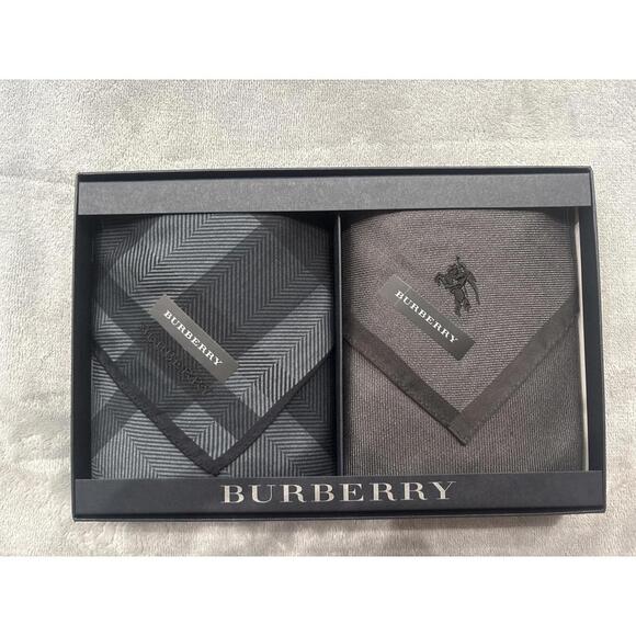 Burberry Men's Scarves and Handkerchiefs Gift 2 pc Set - Picture 1 of 6